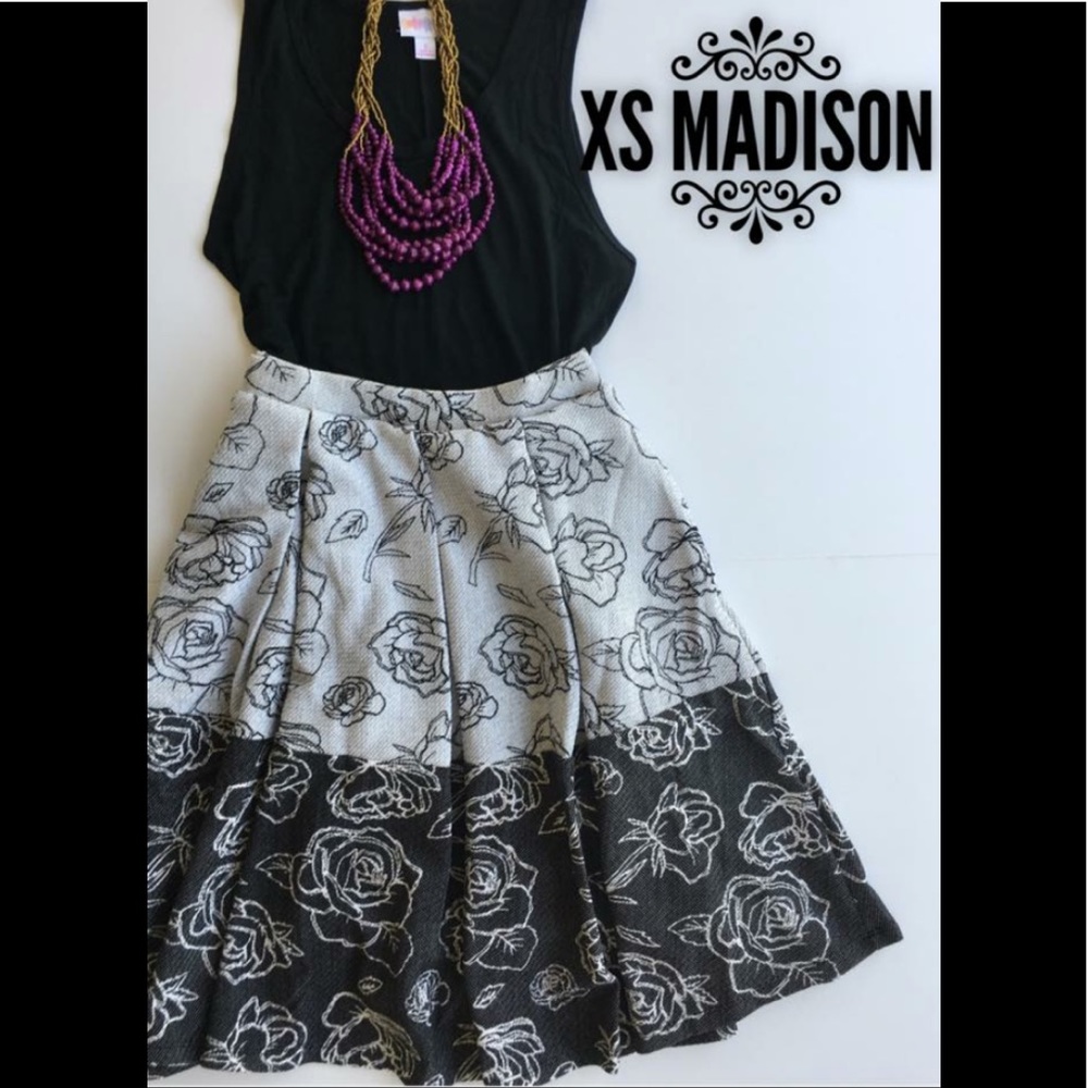 LuLaRoe Madison skirt, XS